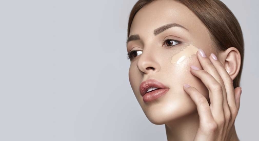  Maquillaje y cuidado facial 