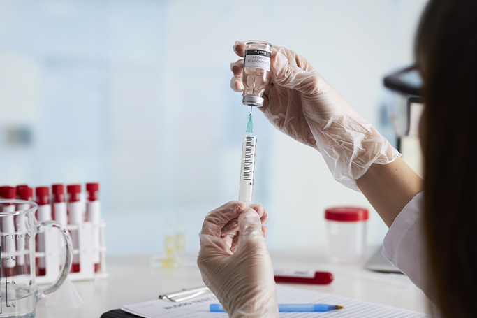 Casi un año después, ¿qué sabemos del coronavirus y la COVID-19?